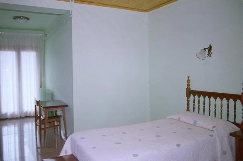 Hostal Fondevila Bohi Spain